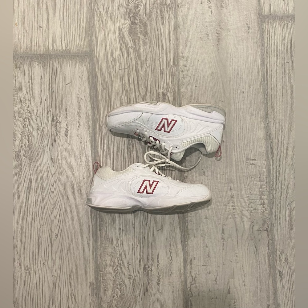New Balance Pink 623 Like-New Shoes